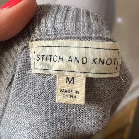 Stitch and knot top - Picture 3 of 3